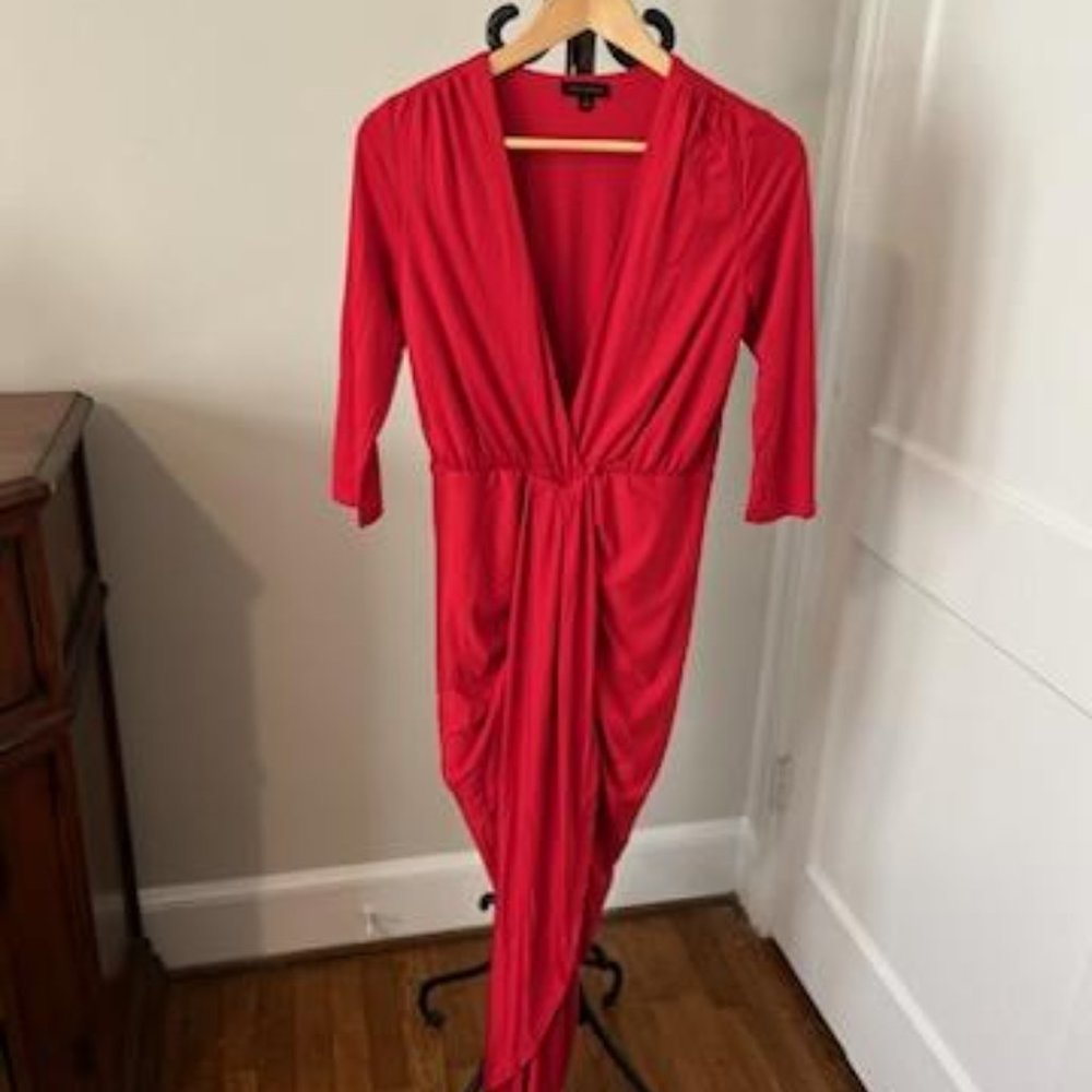 NEW: Sexy and Classy: spandex wrapped midi size party dress